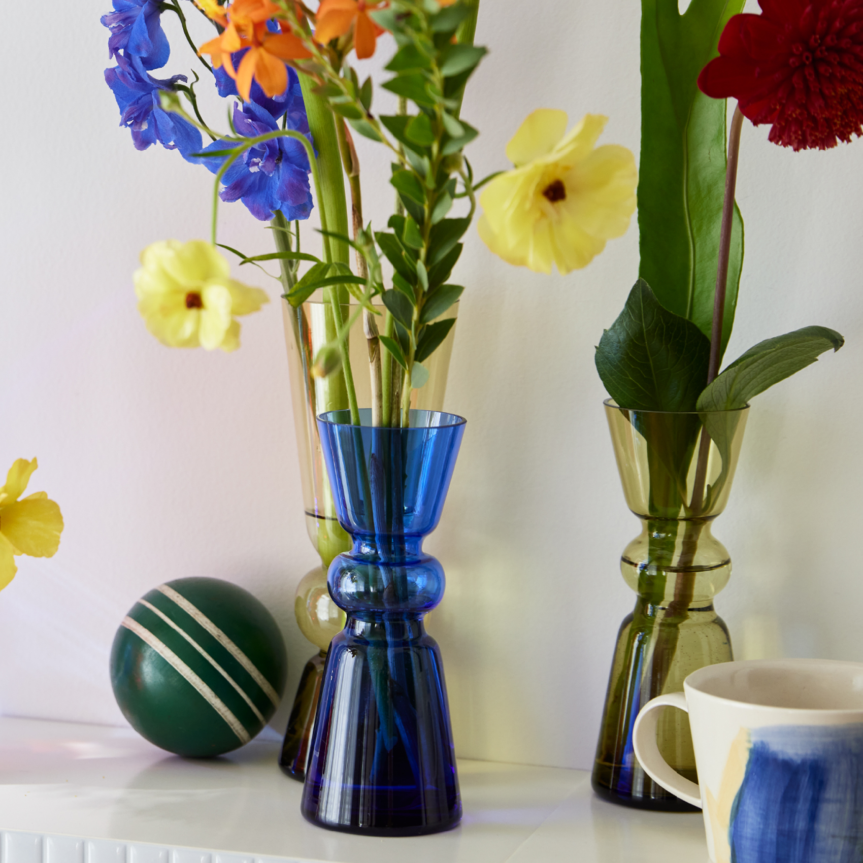 valoa 形状展開: S  外寸：6.5φ×16H, カラー展開: OLIVE YELLOW