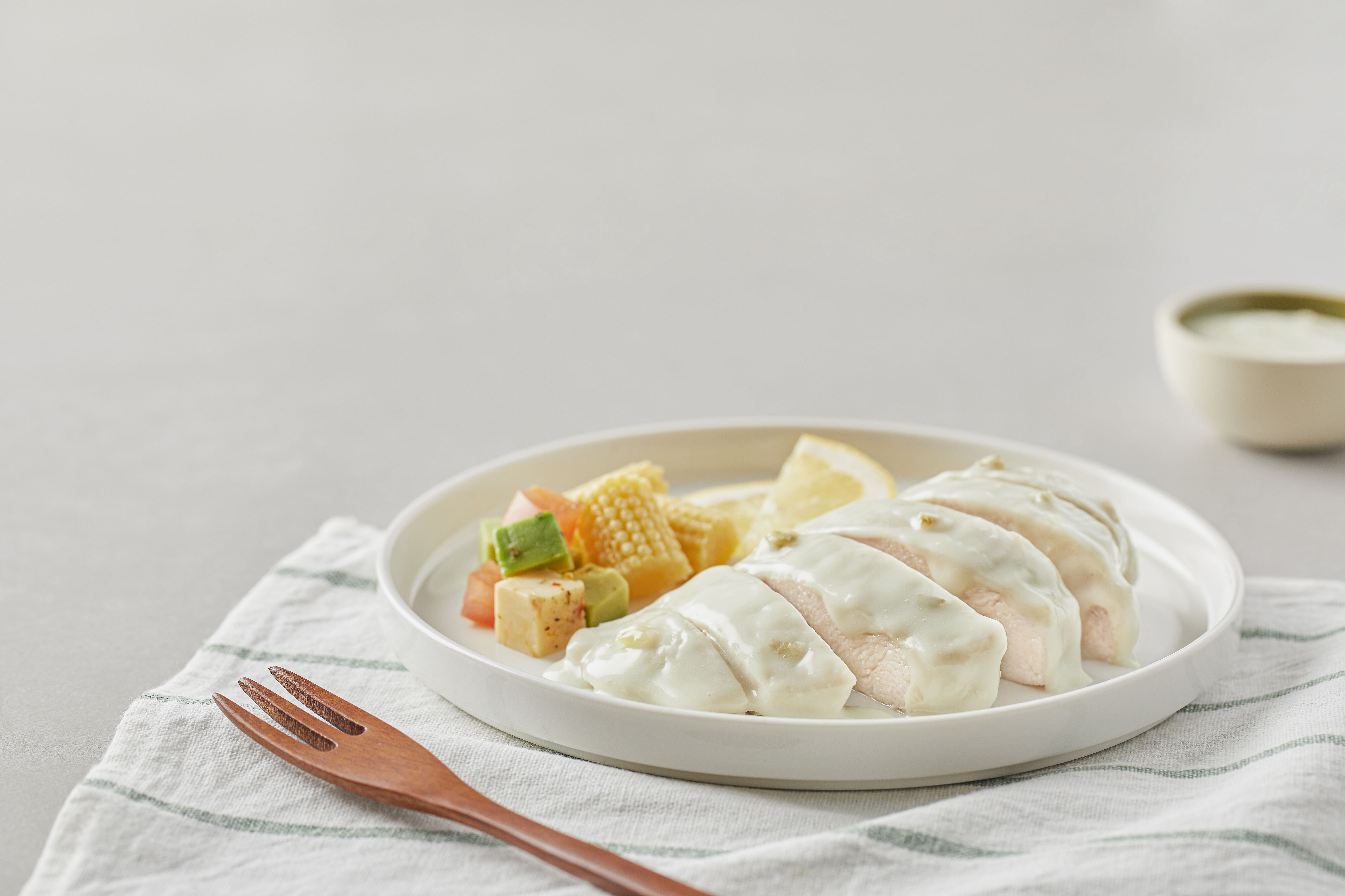 温めて食べる韓国風よだれ鶏　青唐辛子マヨ