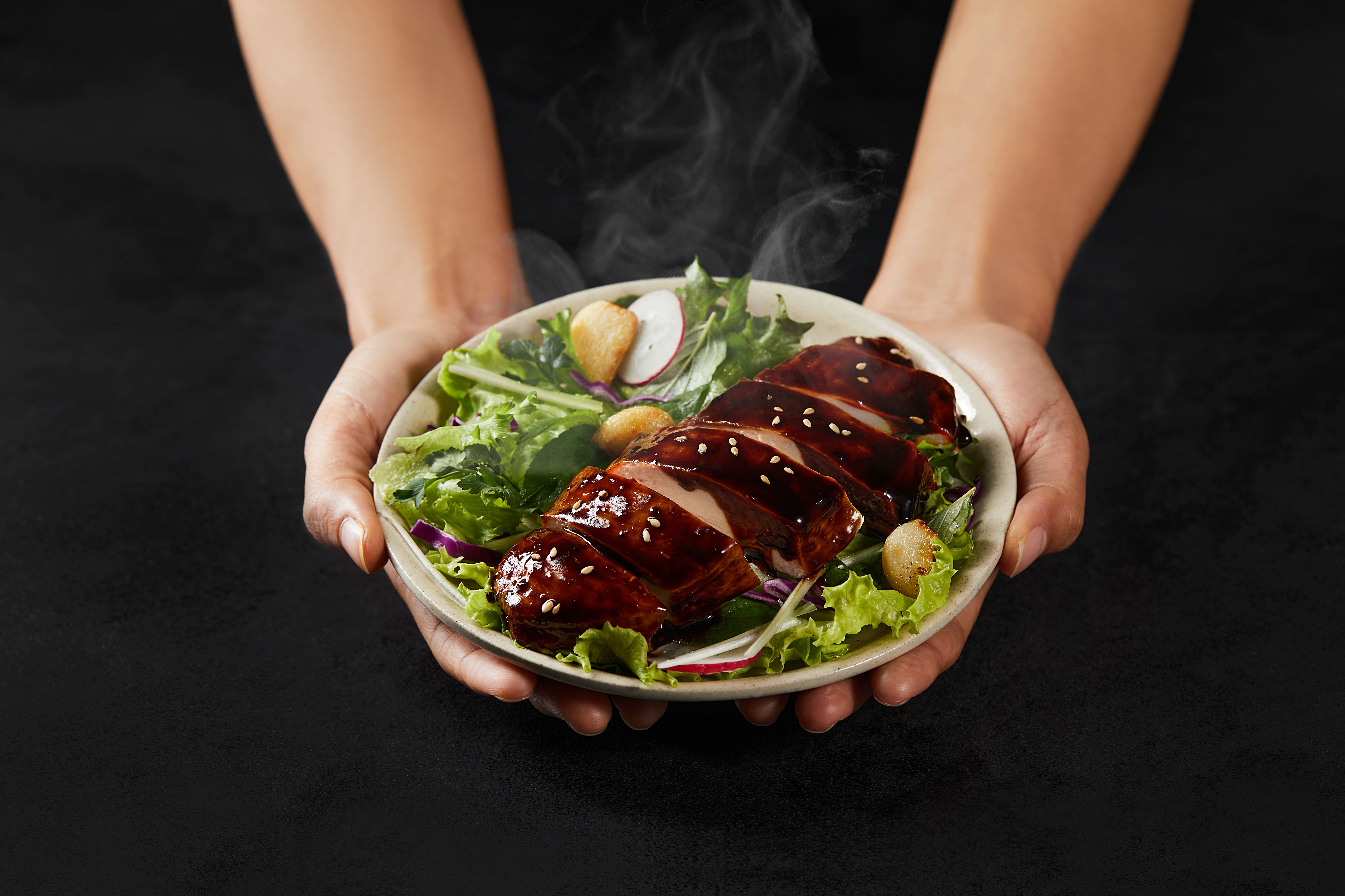 温めて食べる韓国風よだれ鶏　ジャージャー