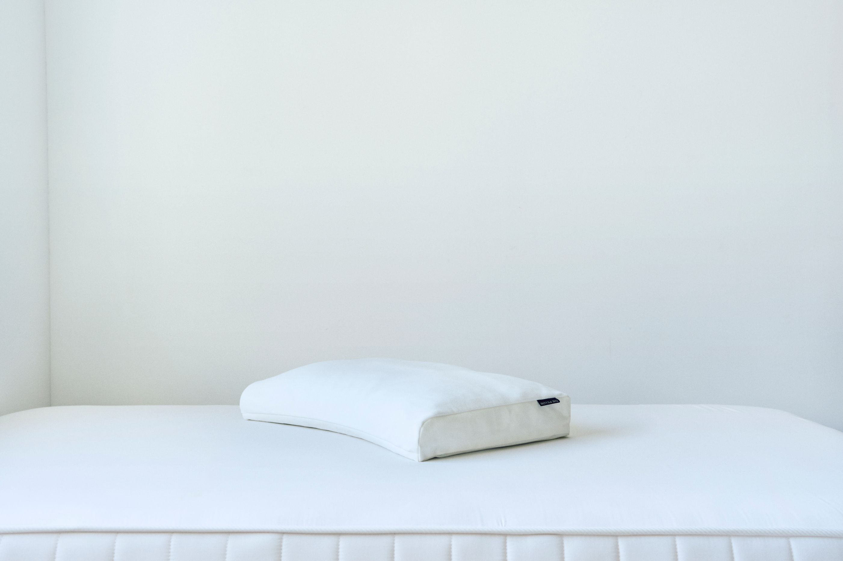 THE PILLOW Gift お申込み（枕診断サイズ43×63cm） カラー: オフホワイト×ホワイト