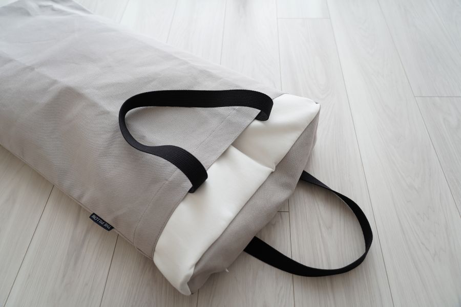 THE PILLOW Bag カラー: ホワイト