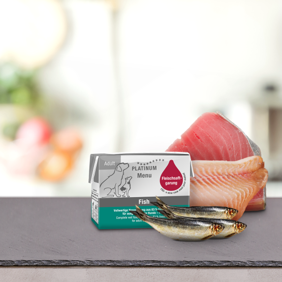 ウェットフード成犬（アダルト） フィッシュ 【夏バテ防止キャンペーン Buy1, Get 1 Free】 重量: 90g x 12テトラ（税込4,660円）