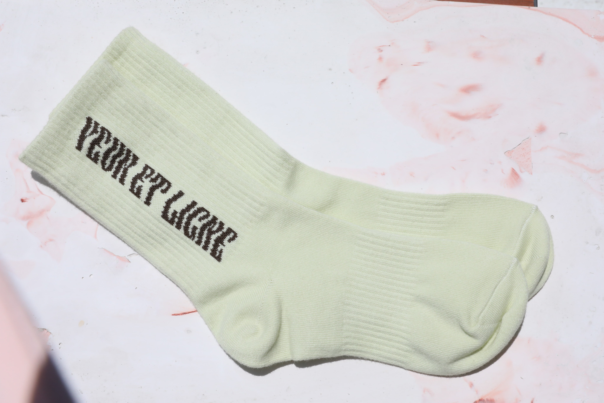 Yeux et ligne ロゴクリップ L YEUX ET LIGNE SOCKS - PLUIE：プリュイ / ユエリーニュ 『公式』web
