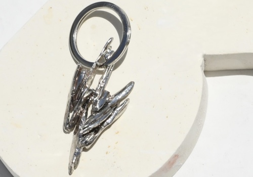 シャッタード キーチェーン