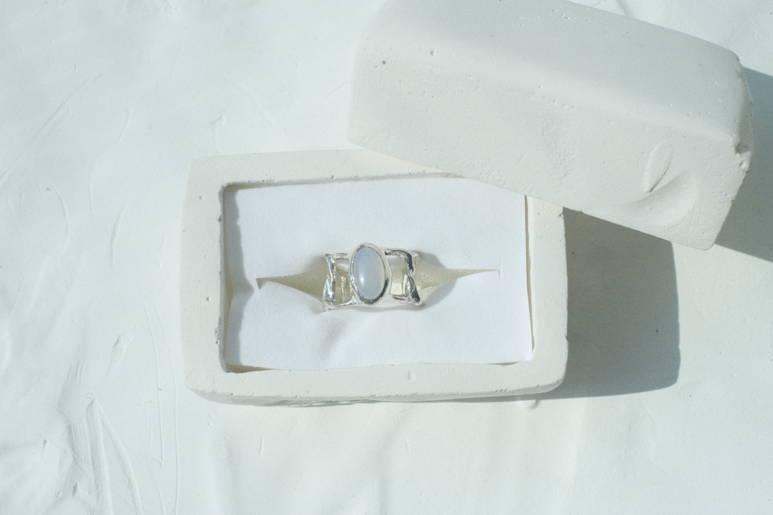 メモリア ノーチェ リング - PLUIE：プリュイ / ユエリーニュ 『公式』web