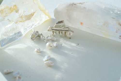 ブーウ パール ヘアクロウ