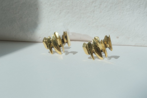 シャッタード ピアス　