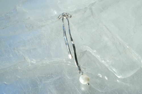 マリポサ メス パール ピアス