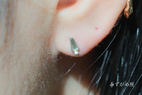 ゾディアック ピアス