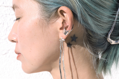  マリポサ アニョ ピアス