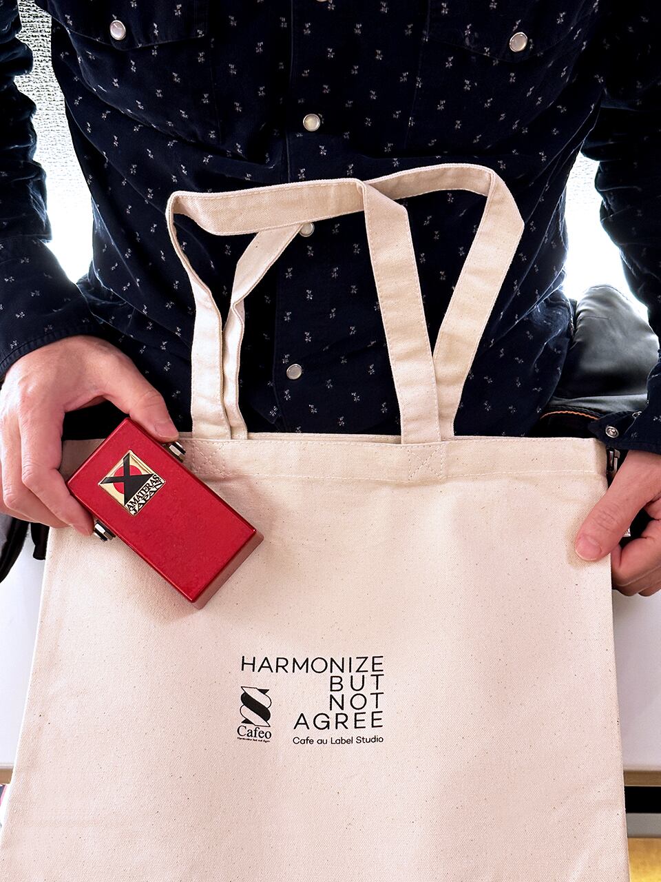 カフェ・オ・レーベル トートバッグ〜HARMONIZE BUT NOT AGREE〜