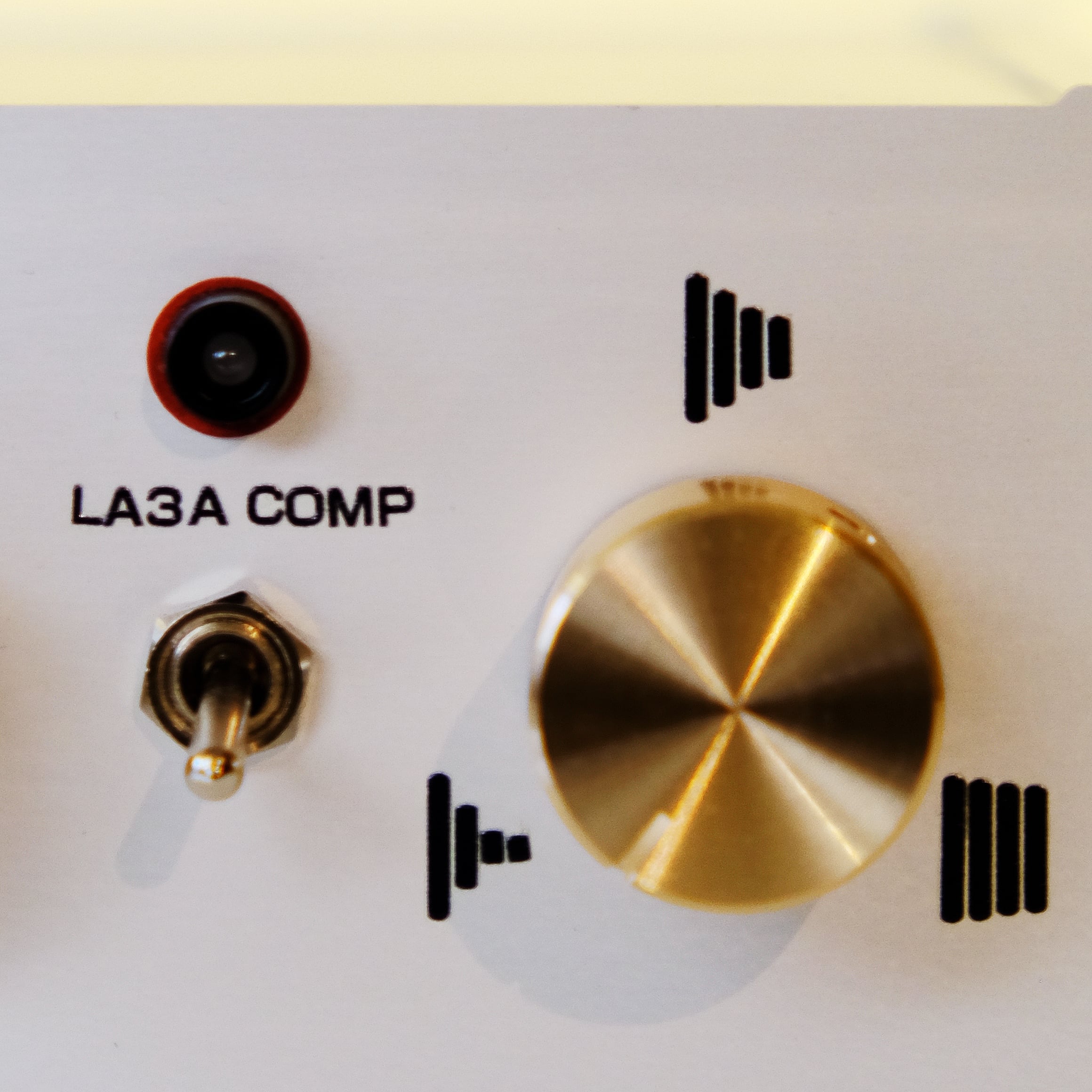 AMATERAS 1111/ 1ch.Mic Preamp & Comp & DI