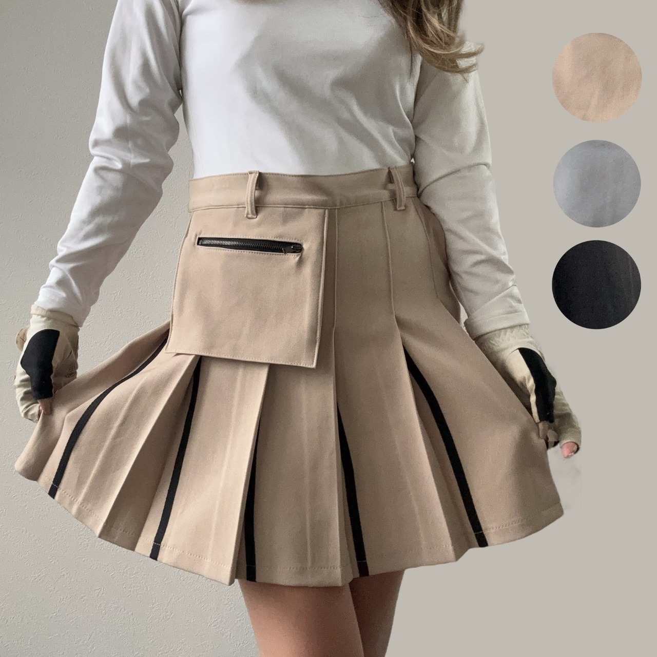 ポシェット付きラインプリーツスカート