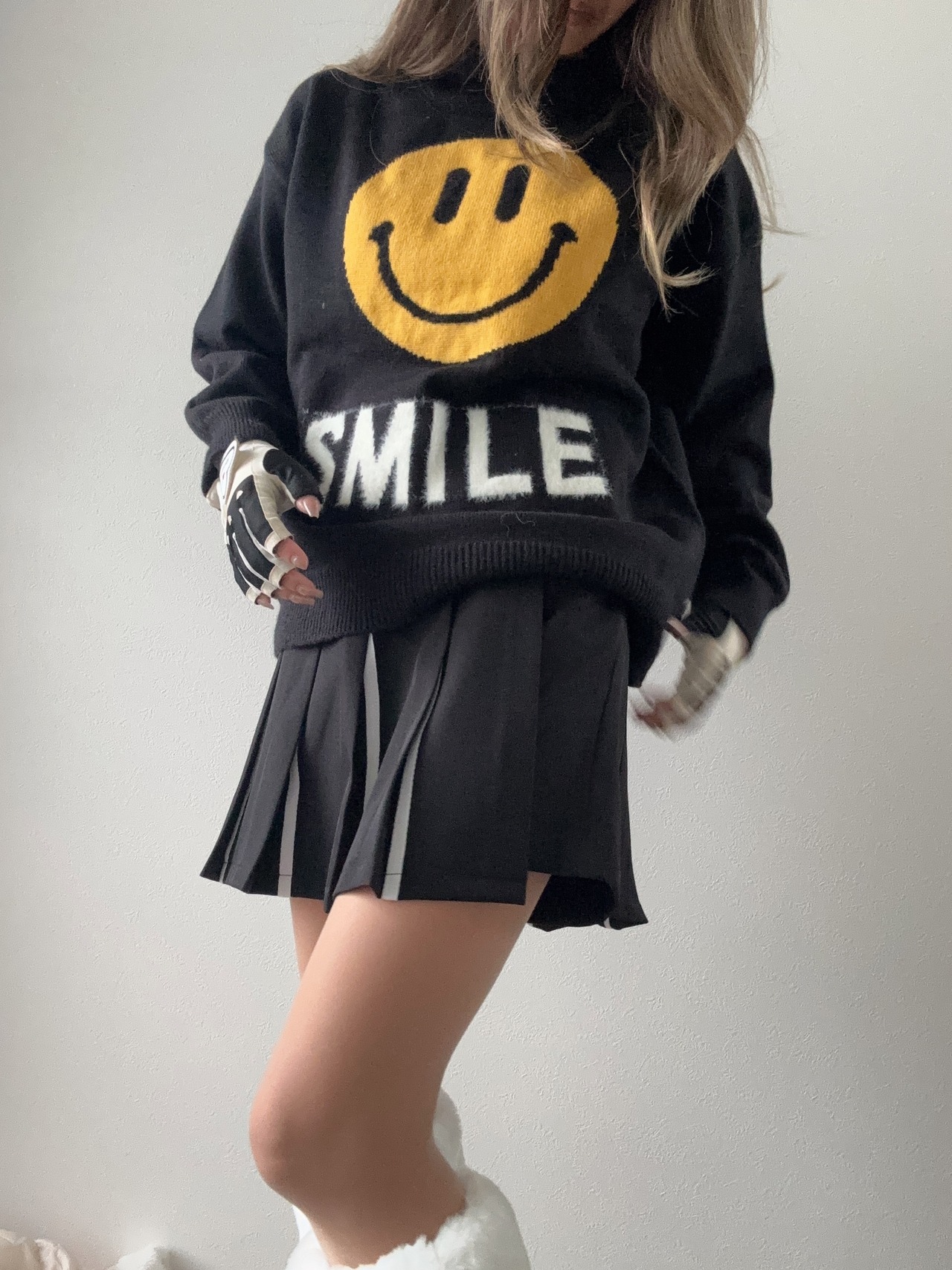 ポシェット付きラインプリーツスカート