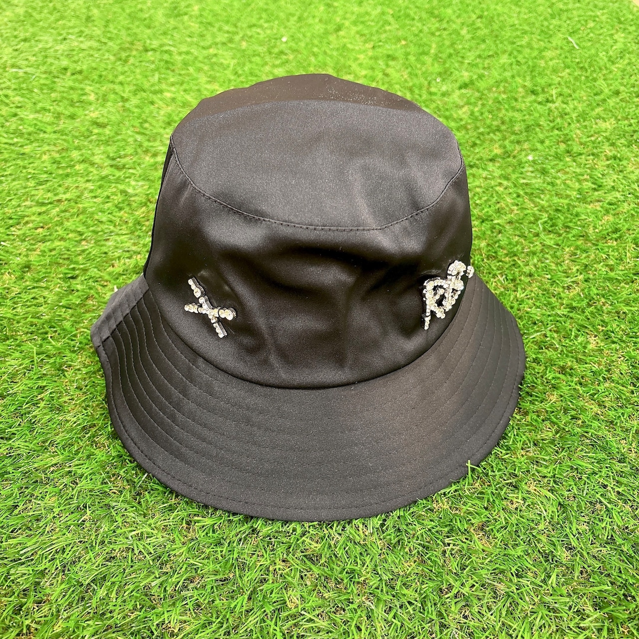 サテンビジューバケハ 