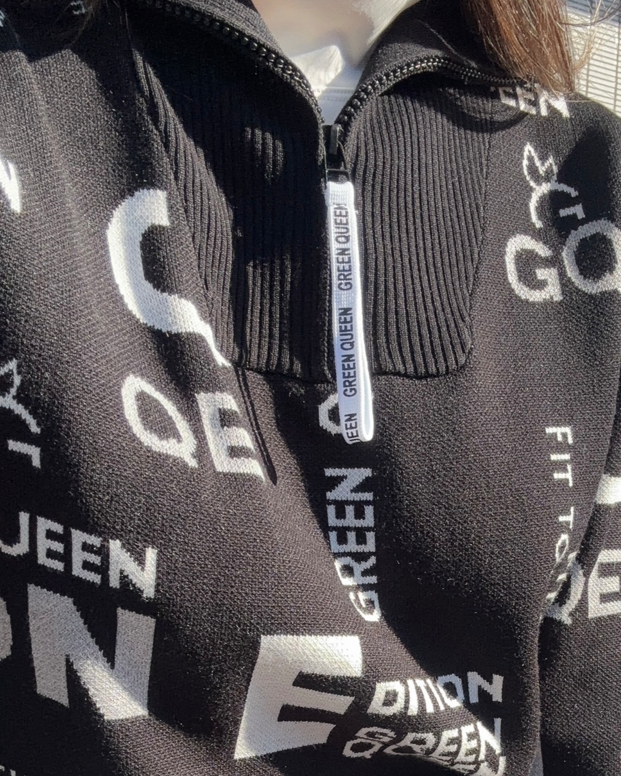 GREEN QUEEN 総柄ハーフジップセーター 