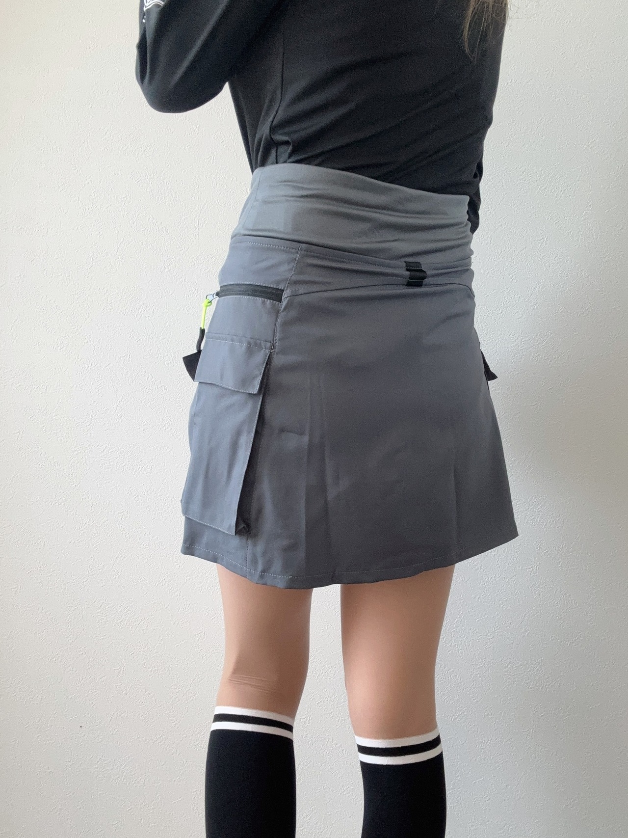 カラバリストレッチカーゴタイトスカート