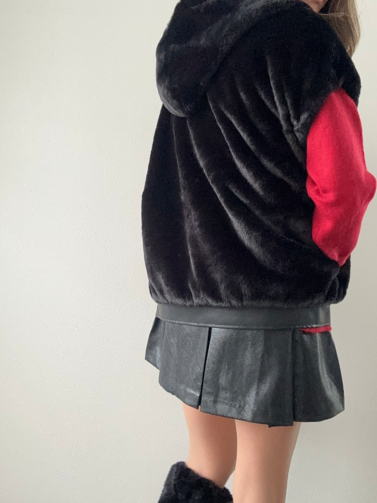 ファーフーディーベスト