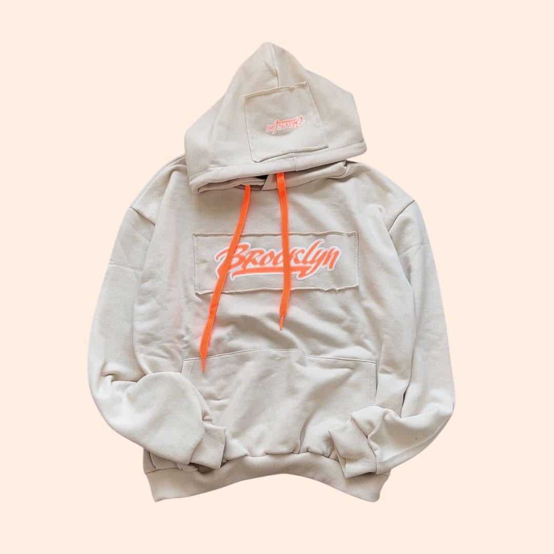 ネオンポイントフーディー