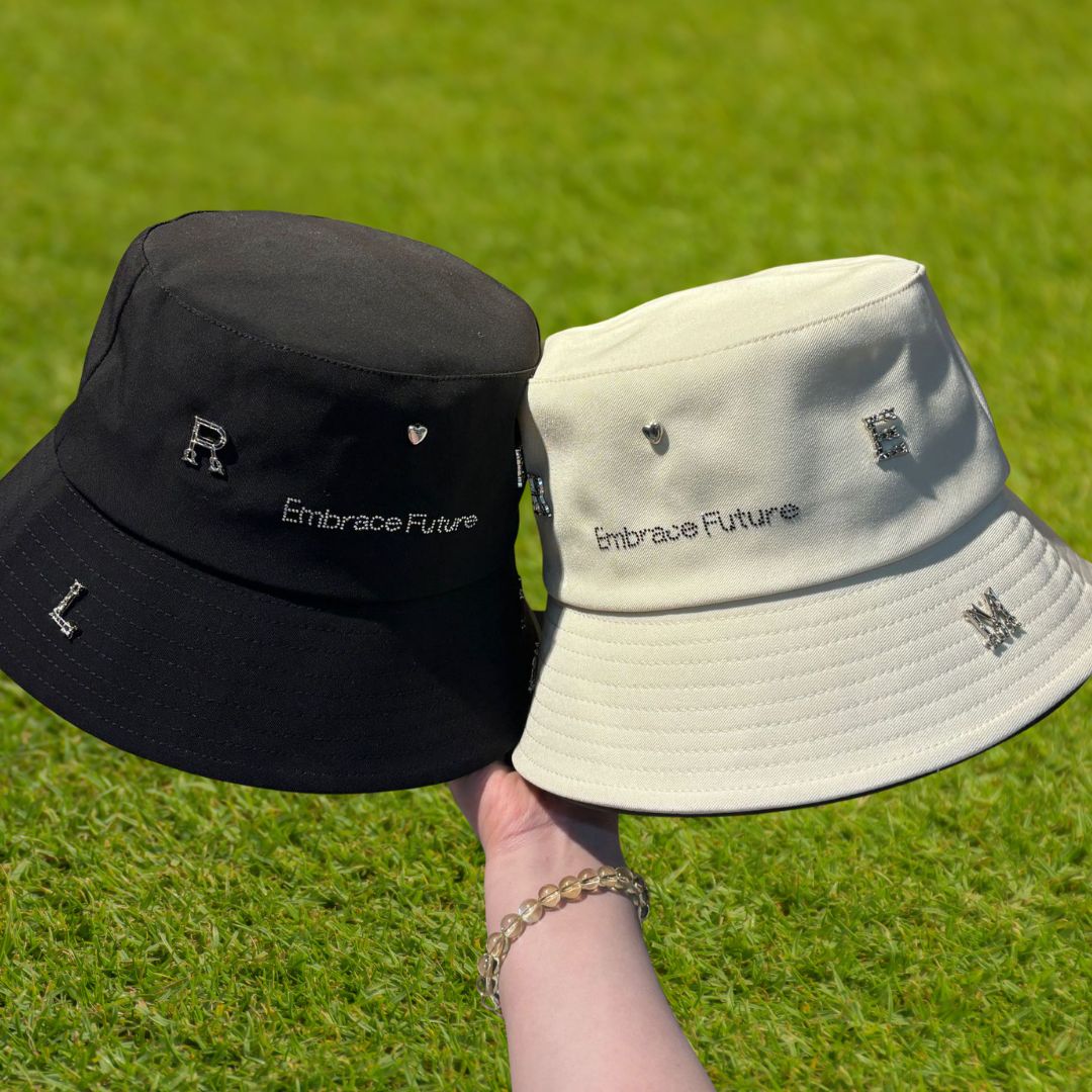 スタッズバケハ 