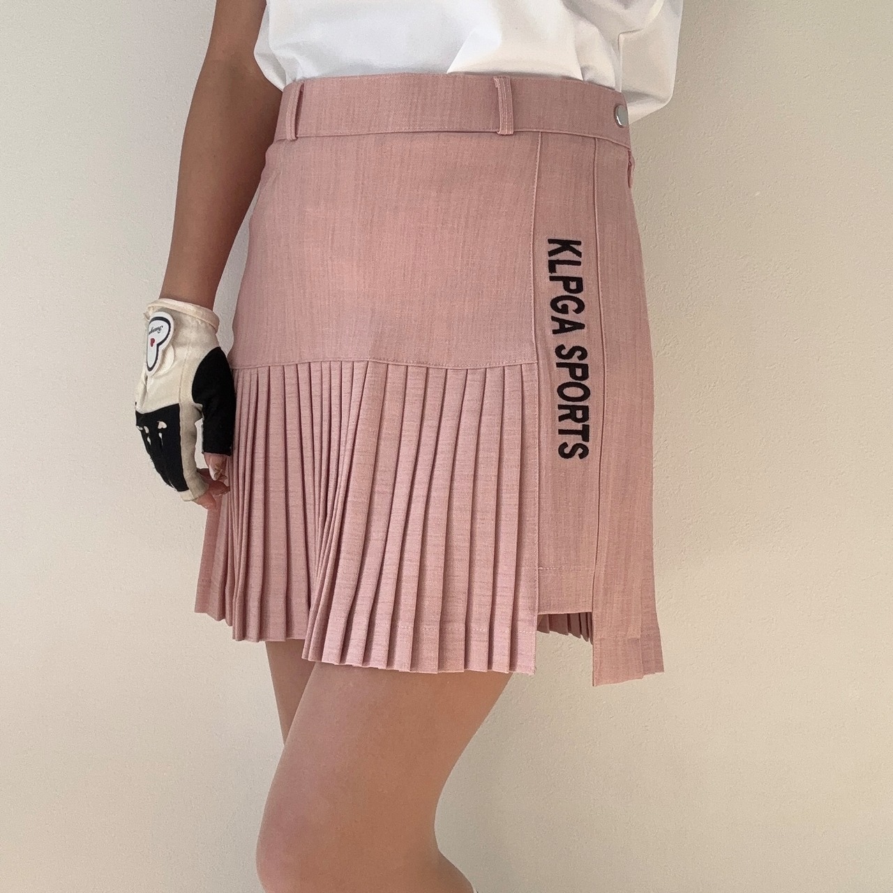 プリーツタイトスカート