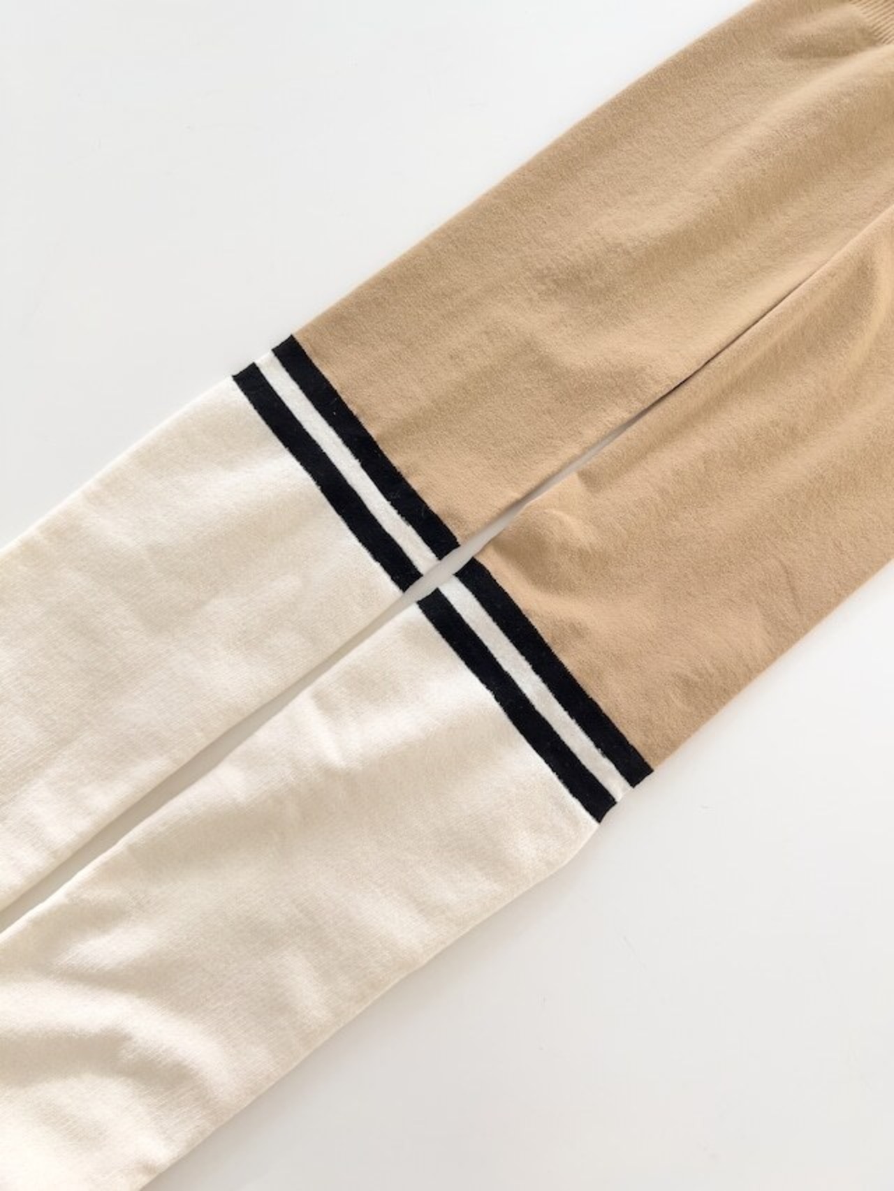 起毛ニーハイソックス風UVタイツ 