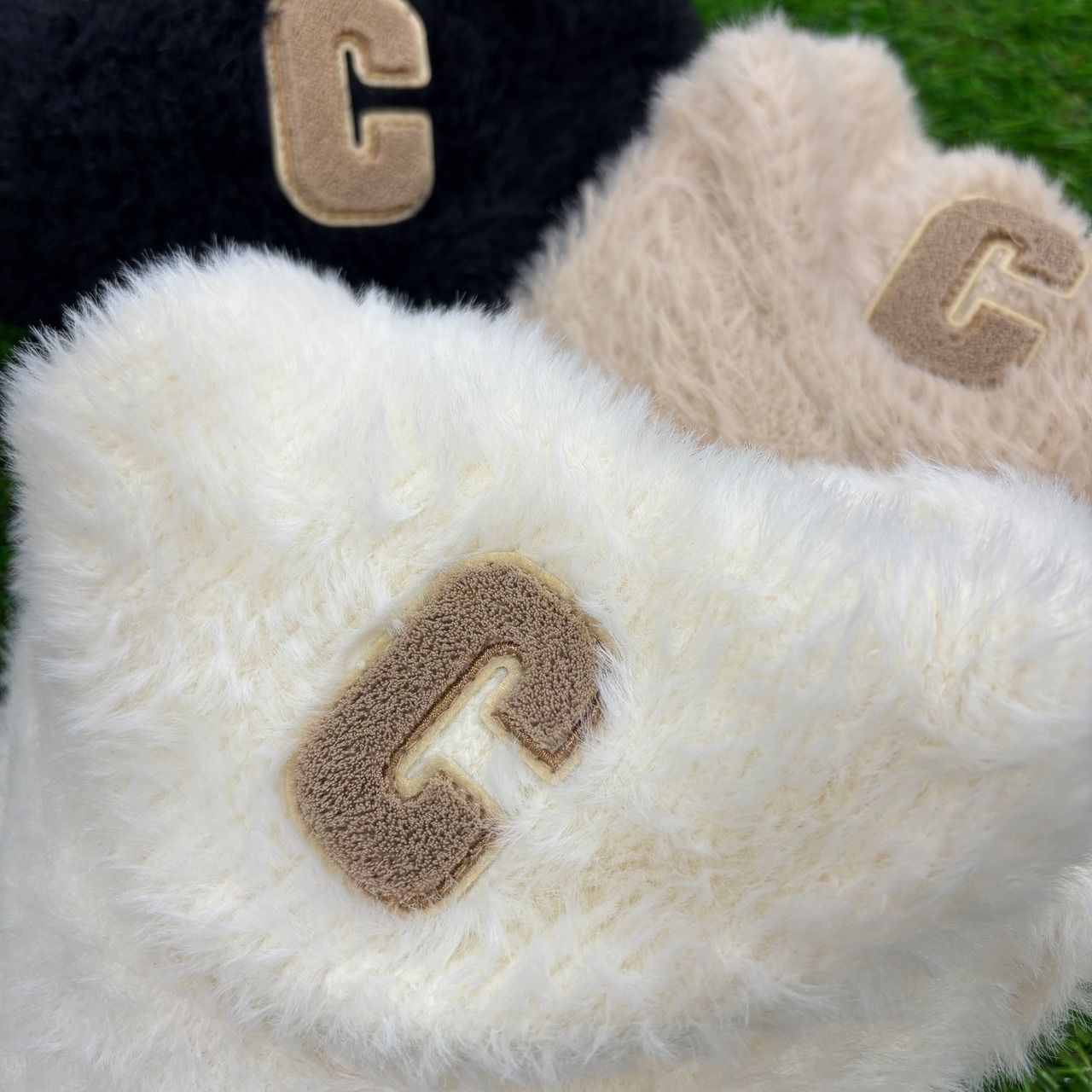 Cシャギーニットバイザー