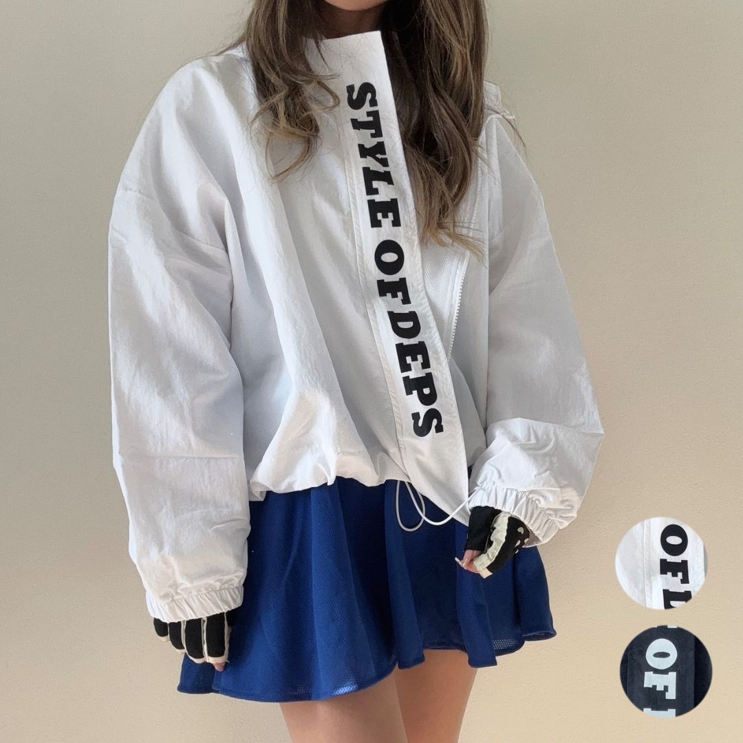 縦ロゴウィンドブレーカ