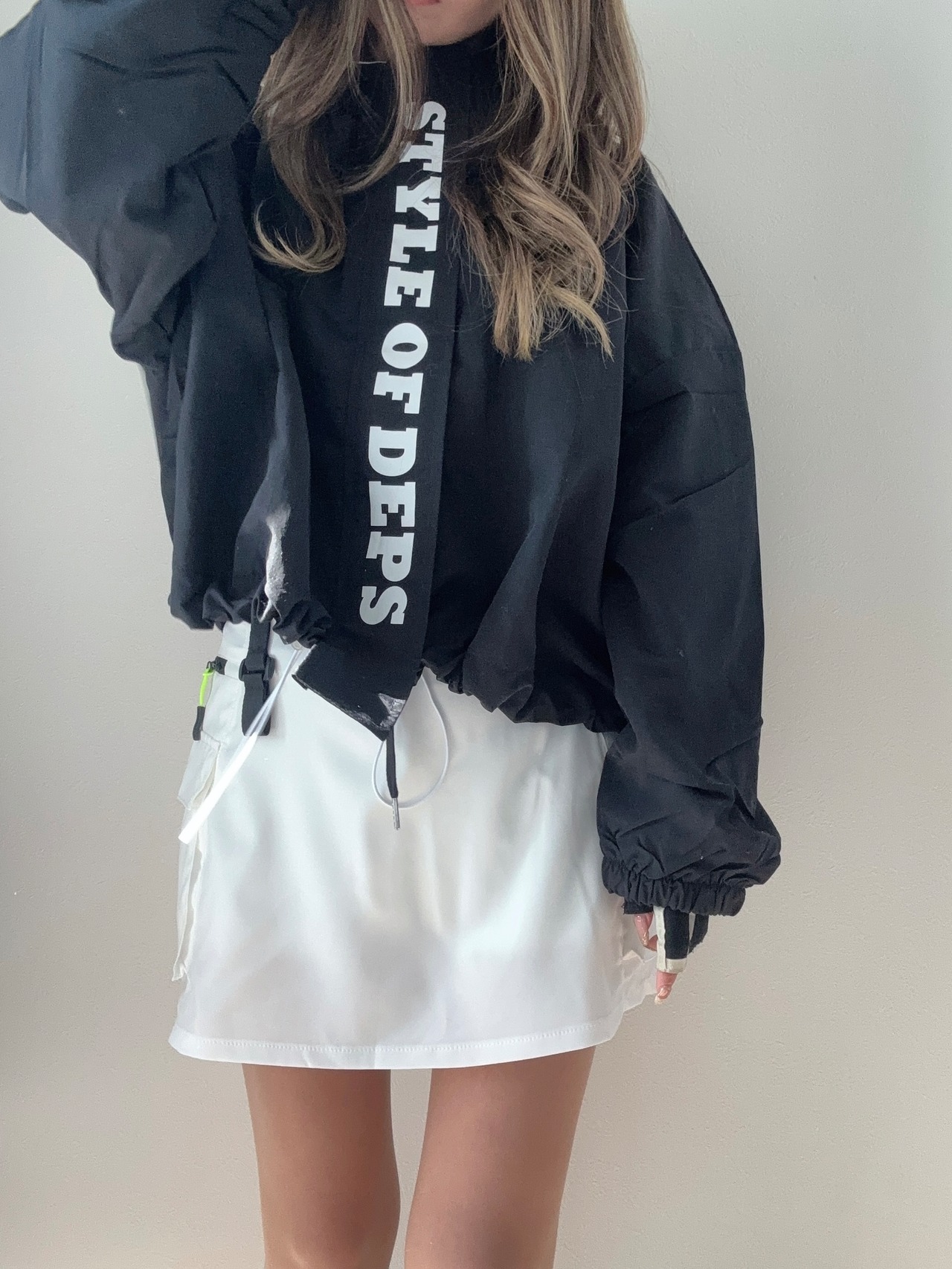 縦ロゴウィンドブレーカ