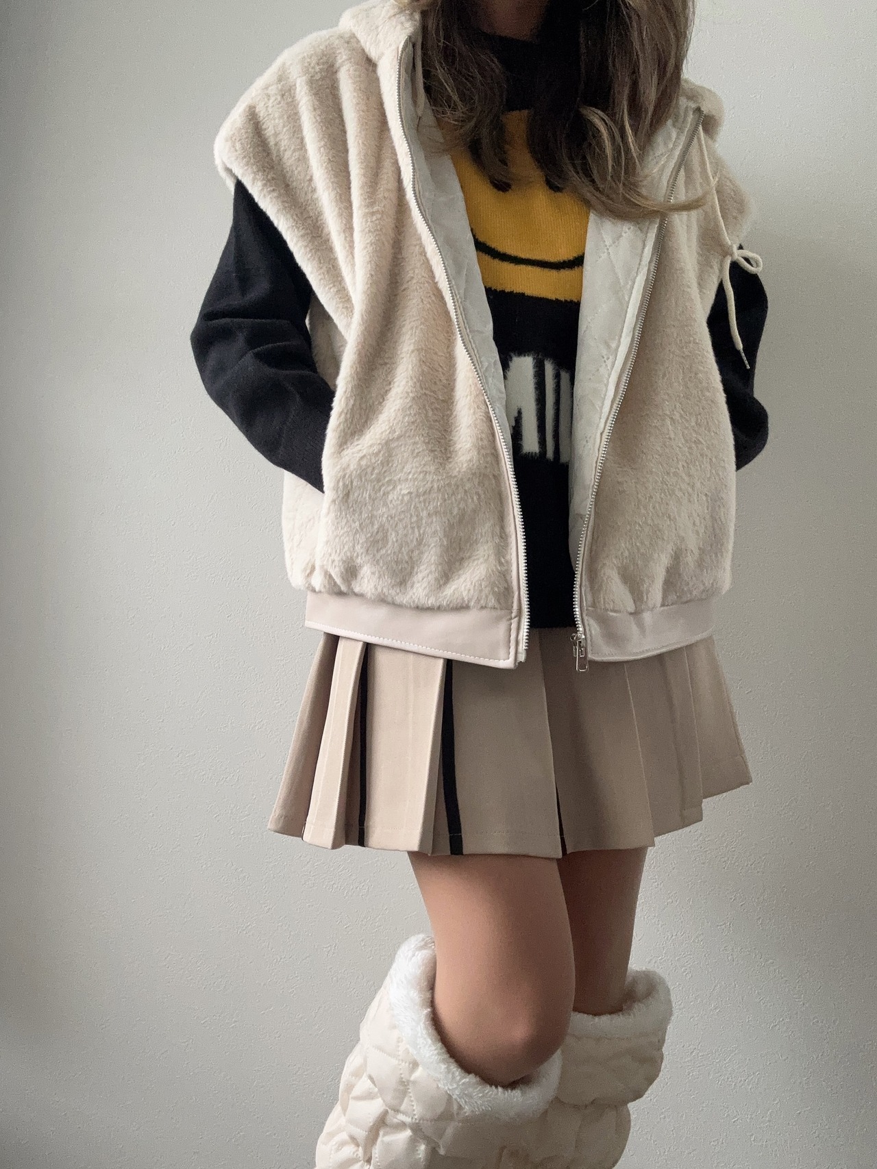 ファーフーディーベスト