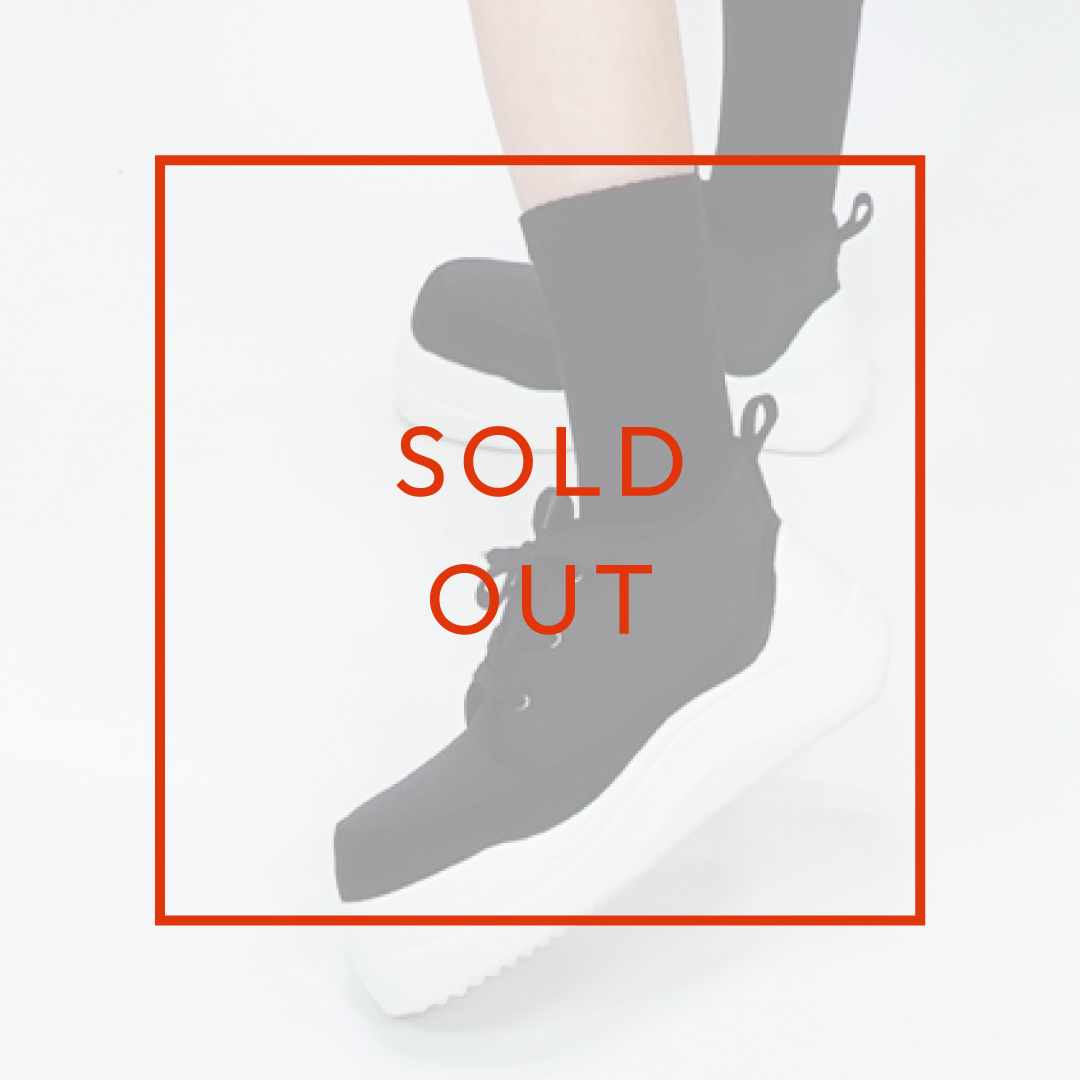 エアースニーカー ブラック/ホワイト