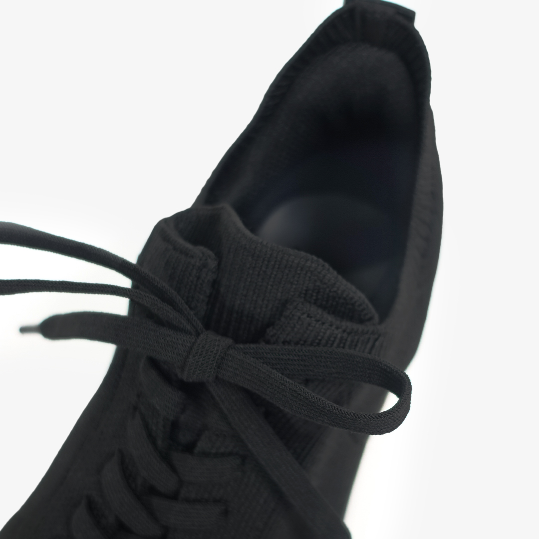 ストレッチニットスニーカー ブラック/ホワイト サイズ: レディースS（~22.5cm）