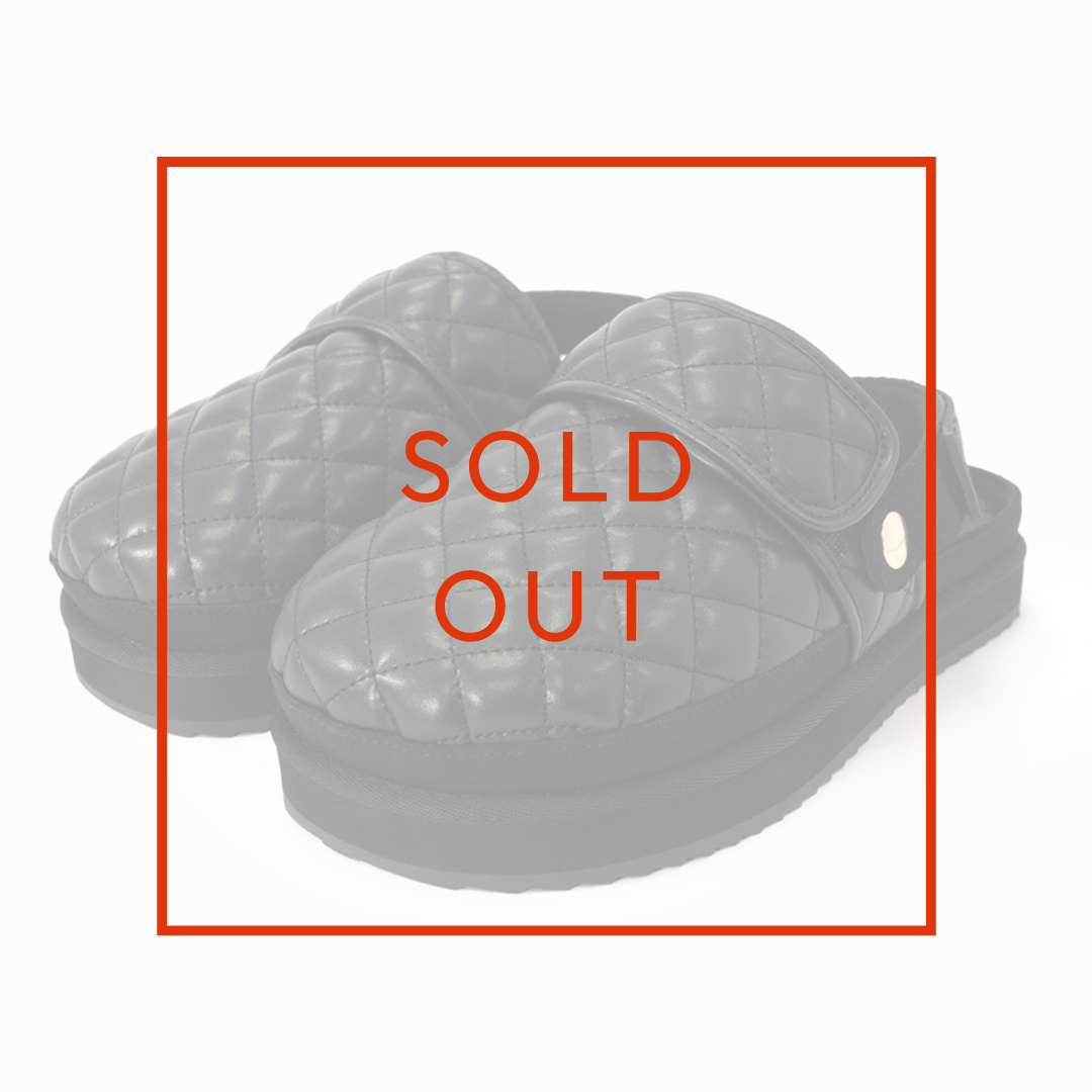 クロッグシューズ ダブルベルト キルティング