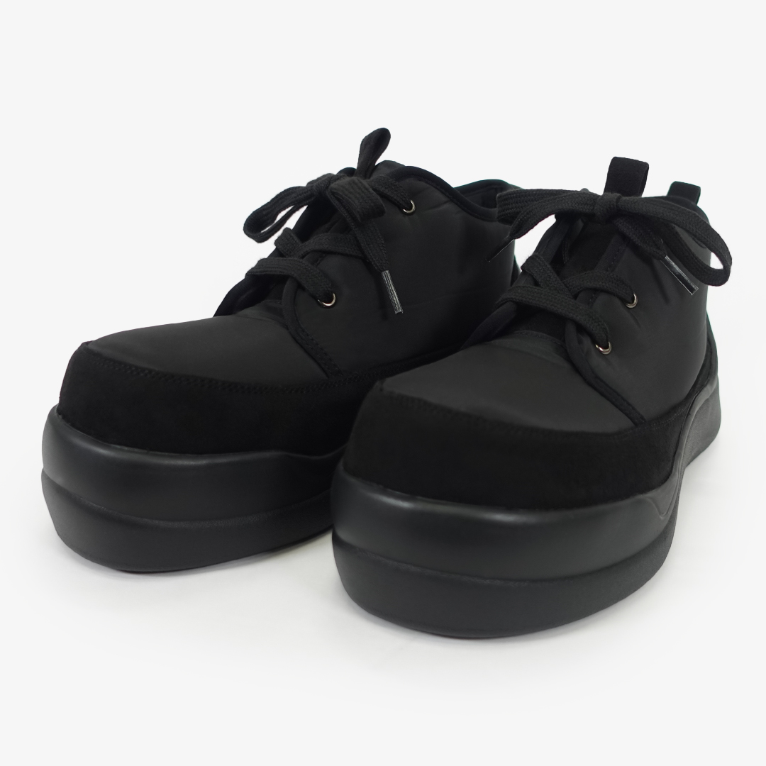 【即納】エアースニーカー ブラック/ブラック サイズ: レディースS（~23.0cm）