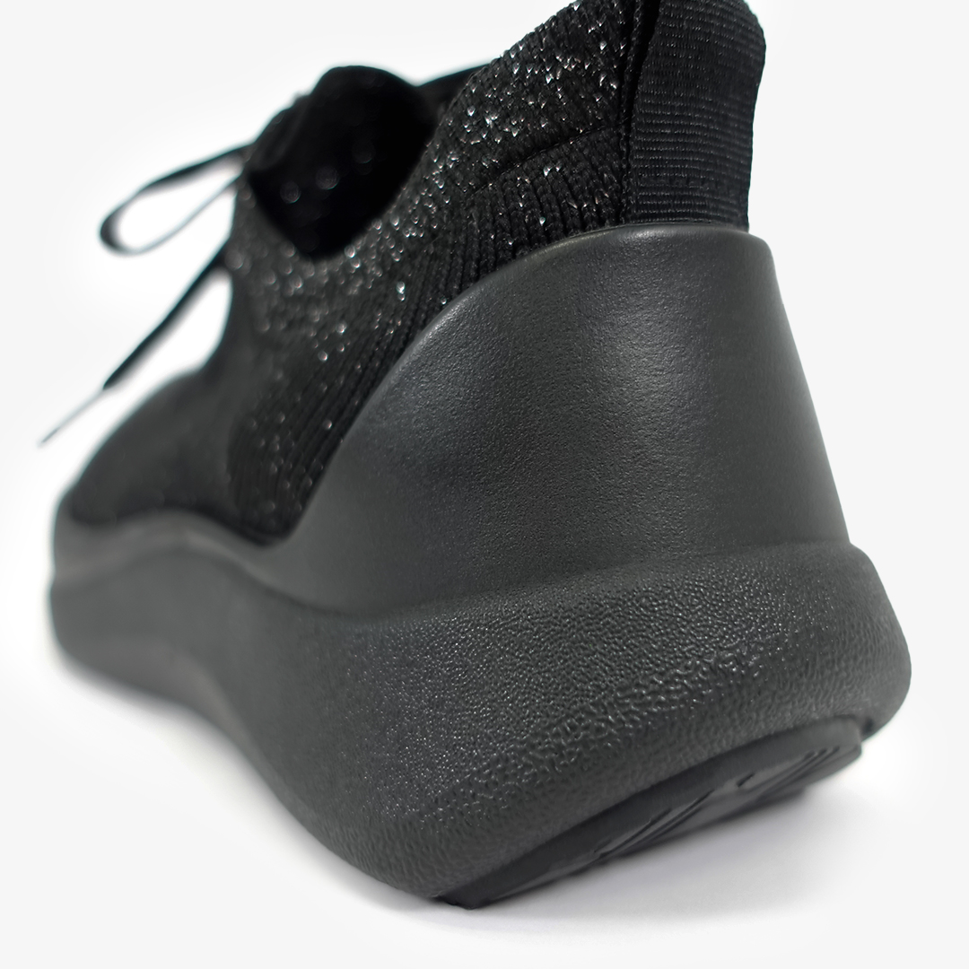 ストレッチニットスニーカー ブラックラメ/ブラック サイズ: レディースS（~22.5cm）