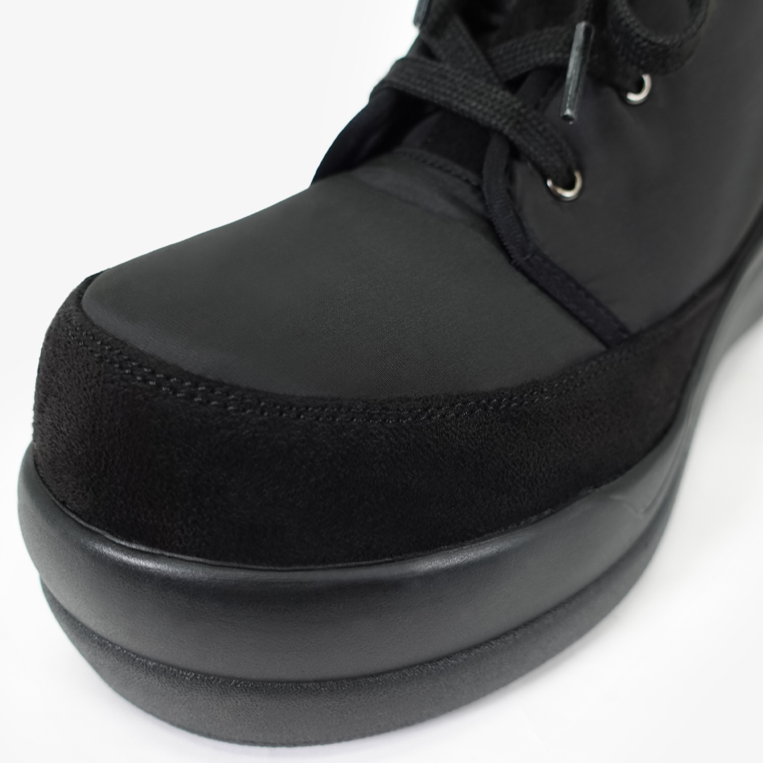 【即納】エアースニーカー ブラック/ブラック サイズ: レディースS（~23.0cm）