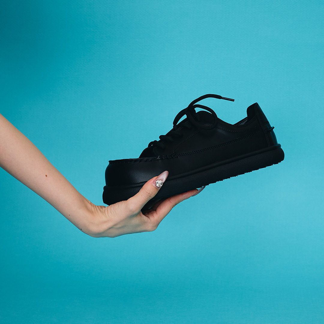 デッキスニーカー ブラック/ブラック サイズ: レディースS（~23.0cm）