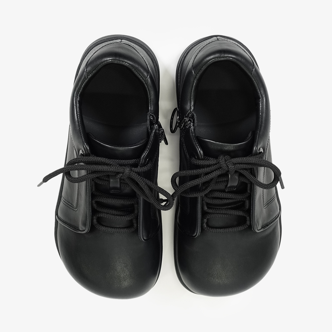 コートスニーカー ブラック/ブラック サイズ: レディースS（~23.0cm）