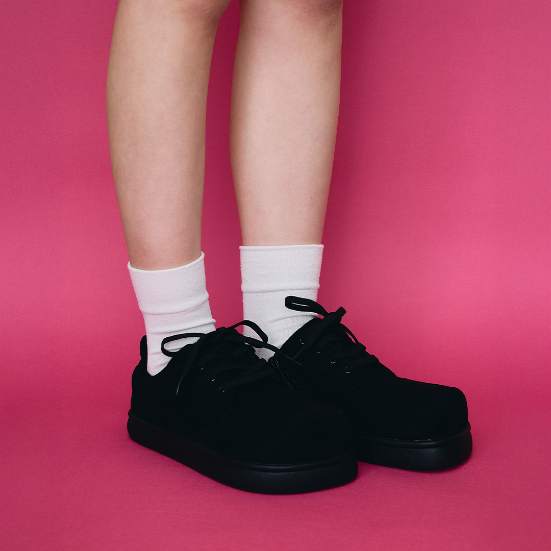 レースアップスニーカー ブラック/ブラック サイズ: レディースS（~23.0cm）