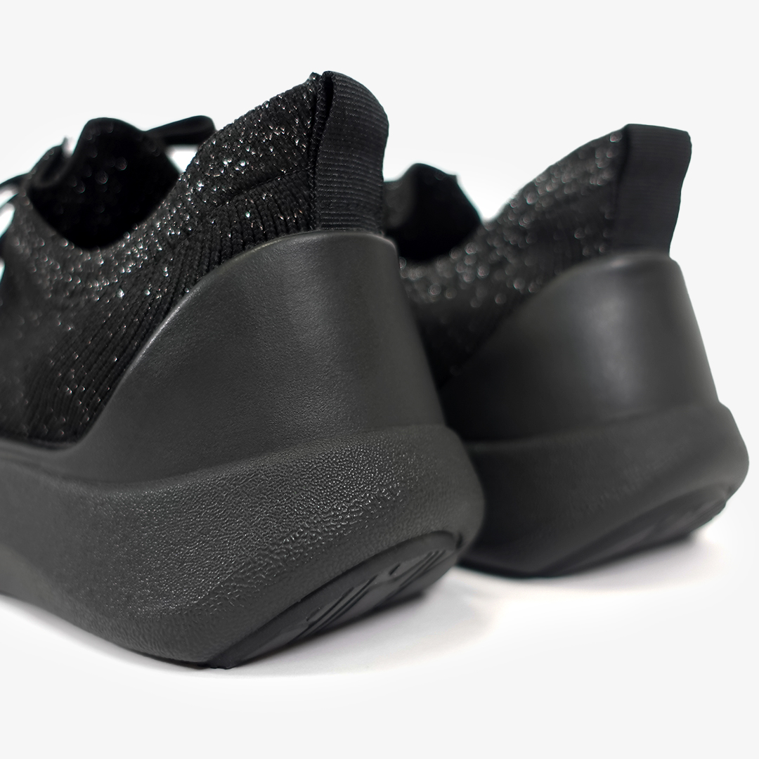 ストレッチニットスニーカー ブラックラメ/ブラック サイズ: レディースS（~22.5cm）