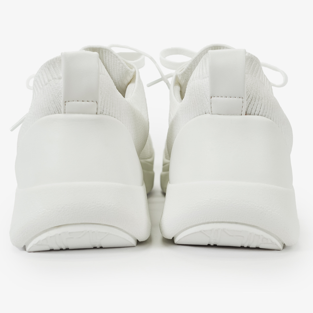 ストレッチニットスニーカー ホワイト/ホワイト サイズ: レディースS（~22.5cm）