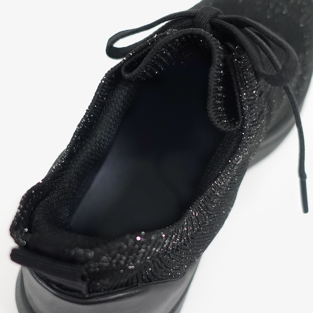 ストレッチニットスニーカー ブラックラメ/ブラック サイズ: レディースS（~22.5cm）