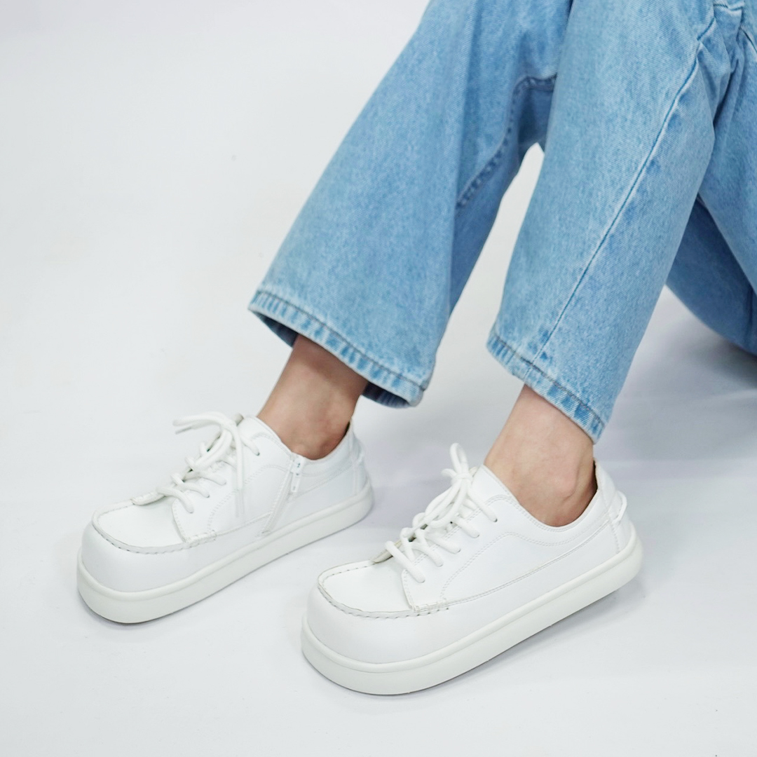 デッキスニーカー ホワイト/ホワイト サイズ: レディースS（~23.0cm）