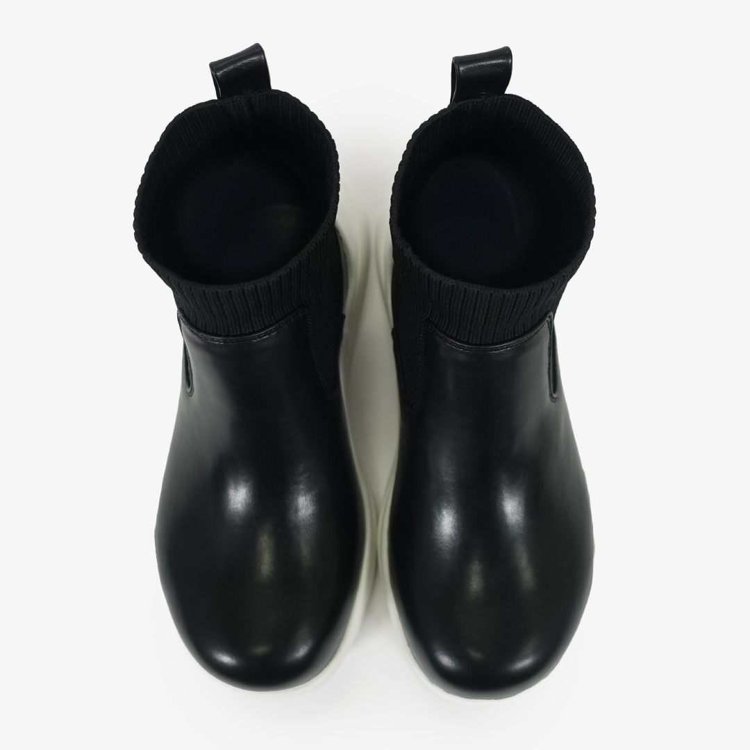リブニットスニーカーブーツ ブラック/ホワイト サイズ: レディースS（~22.5cm）