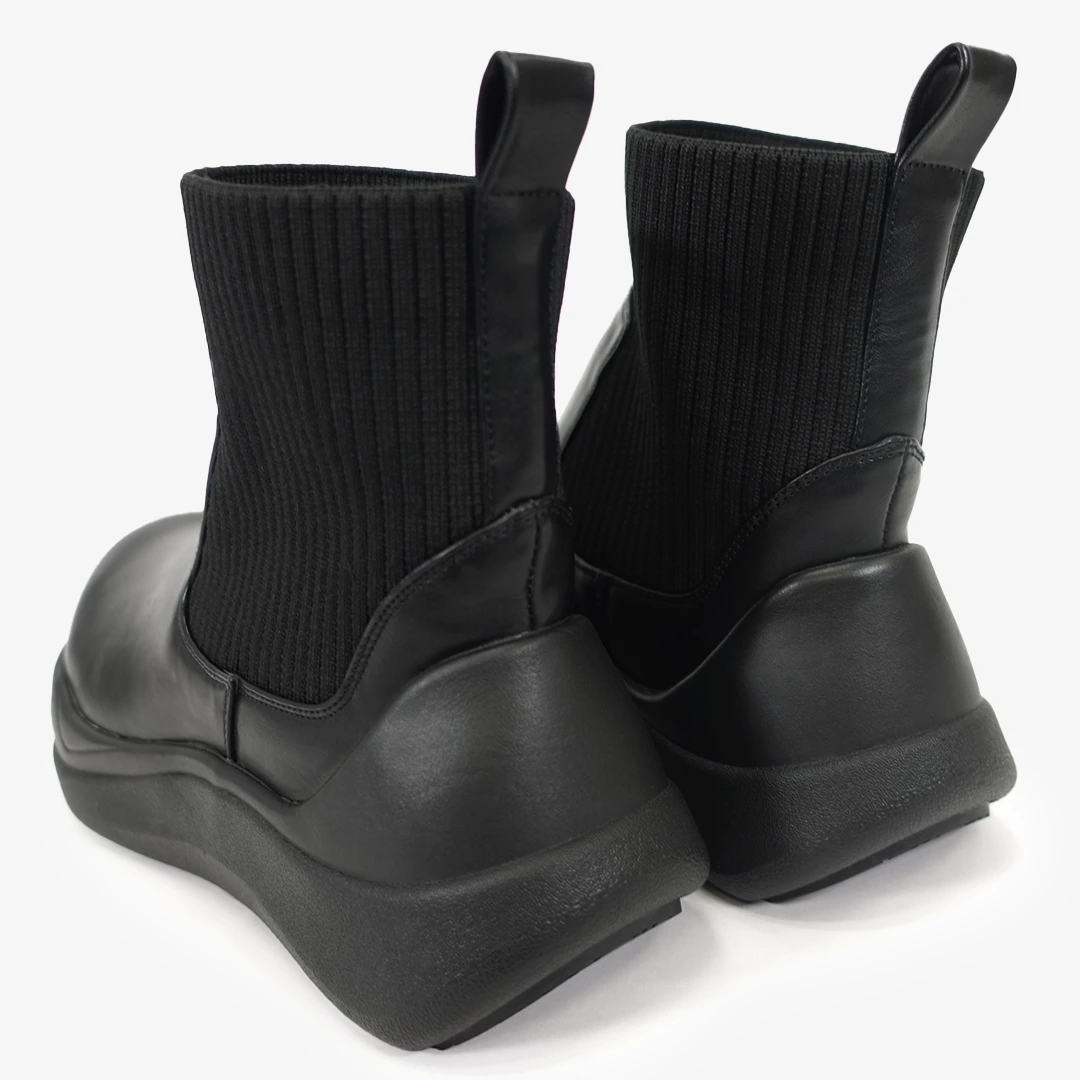 リブニットスニーカーブーツ