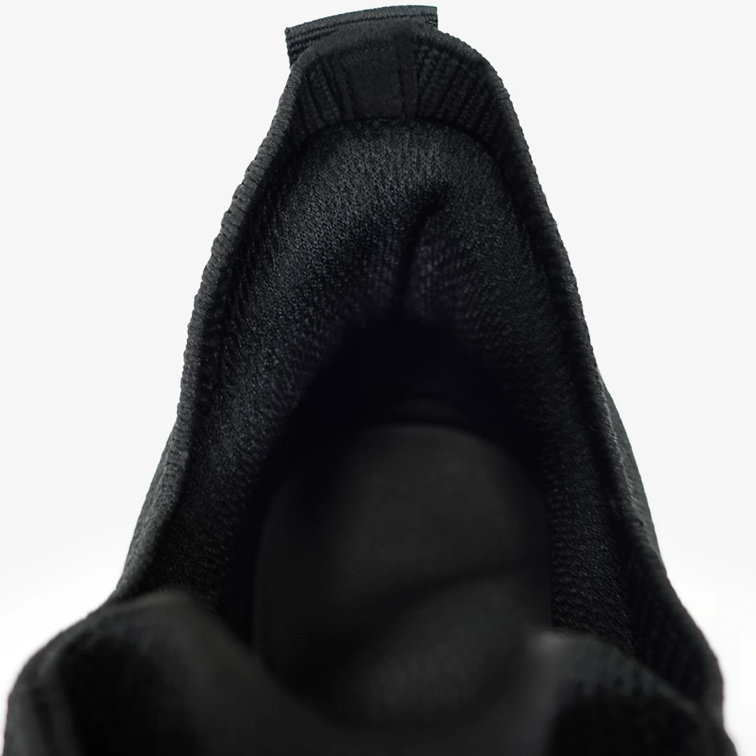 ストレッチニットスニーカー