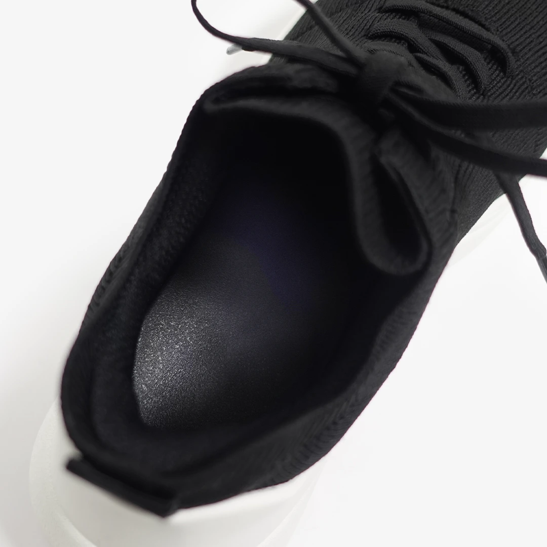 ストレッチニットスニーカー