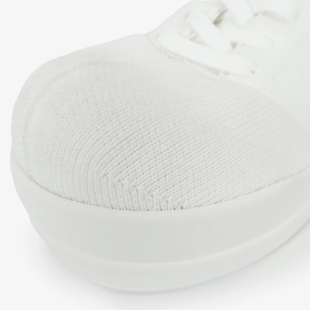 ストレッチニットスニーカー