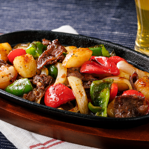 国産牛肩ロースと赤パプリカの黒胡椒炒め（2人前）