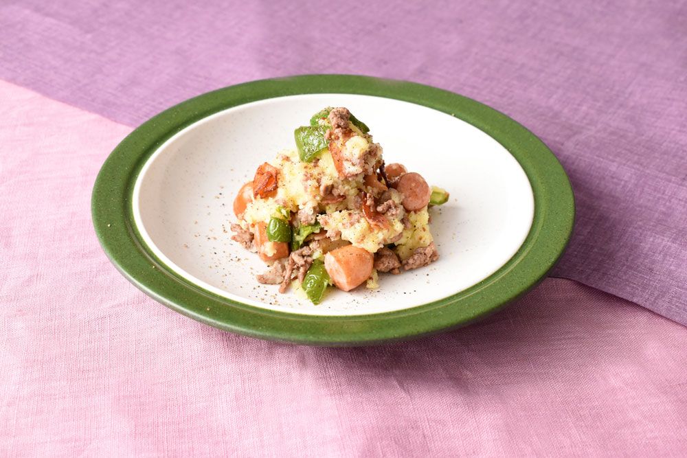 新じゃがいもの肉ポテサラ